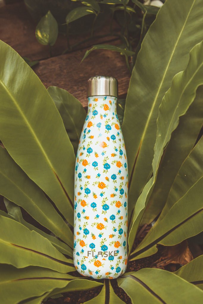 Sustainable Travel Essentials - water bottle