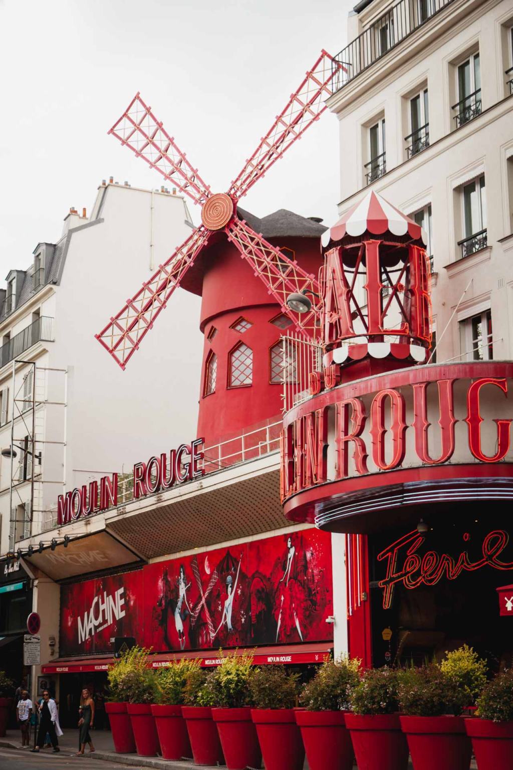 Moulin Rouge, Montmartre, Paris