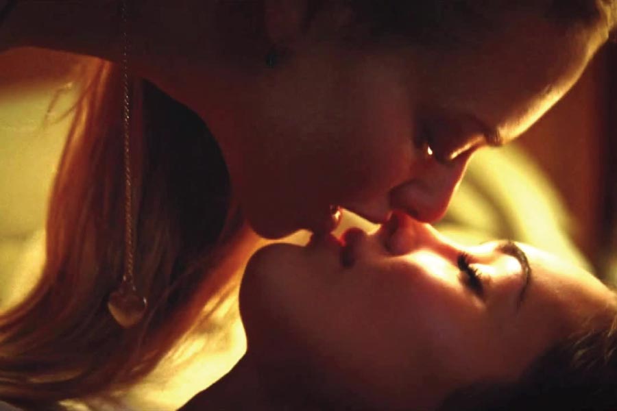 Jennifer's Body Kiss