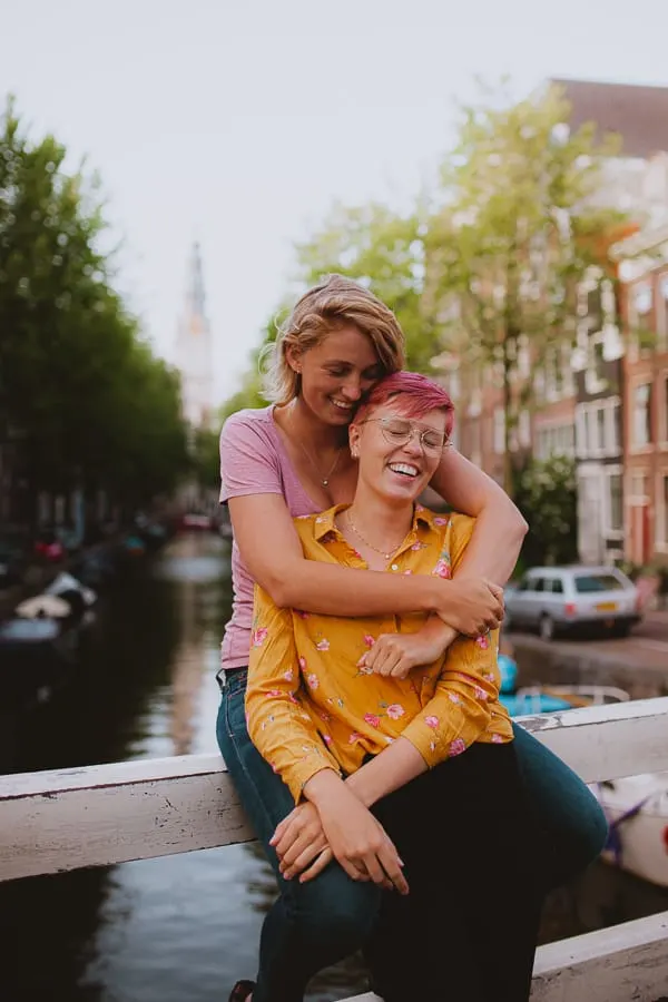Lesbian couple Amsterdam Roxanne Weijer and Maartje Hensen lesbian love story