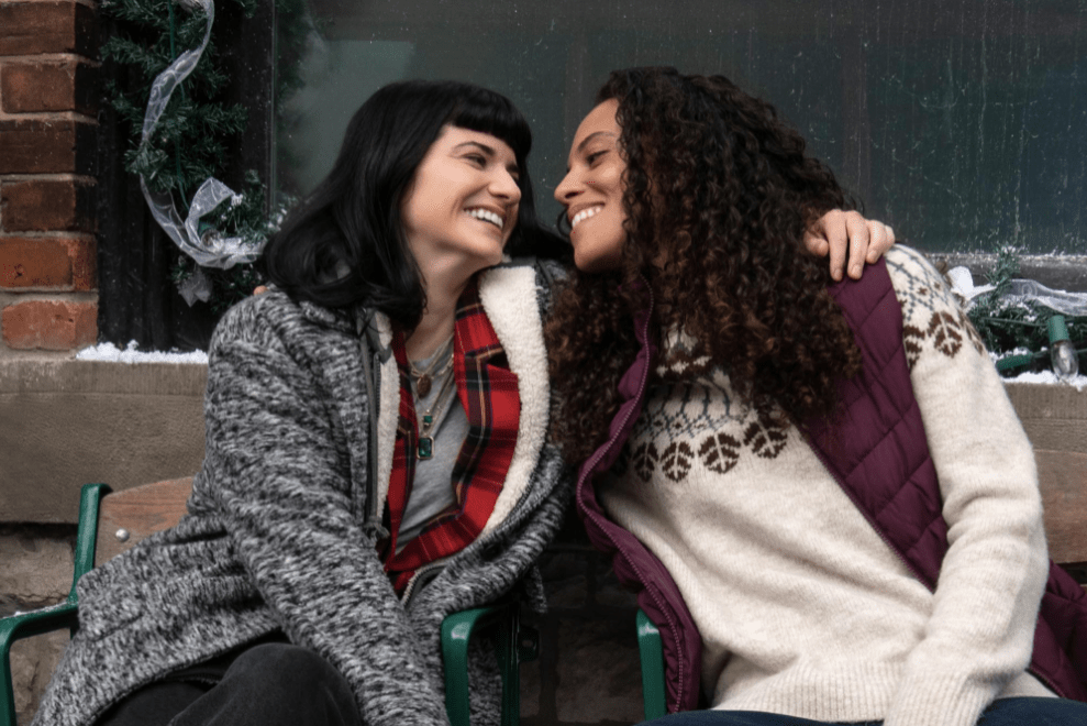 Under the Christmas Tree 2021 Lifetime Lesbian Christmas Movie