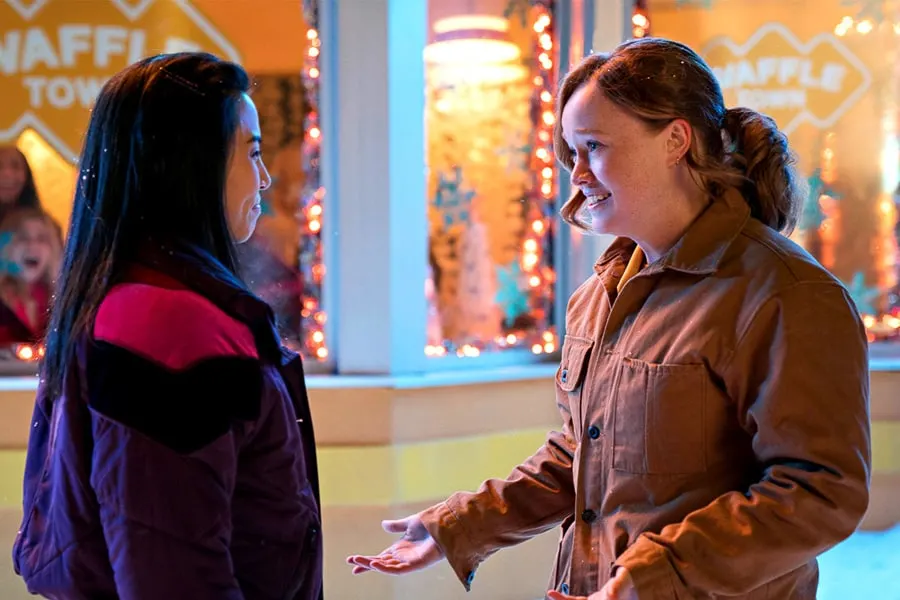 let it snow netflix lesbian christmas movie