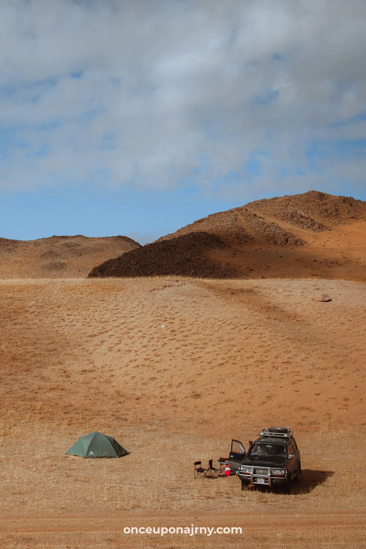 Camping in the Mongolian desert Gobi