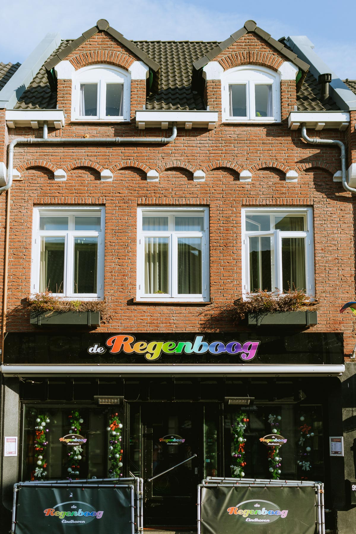 Regenboog bar Stratumseind Eindhoven