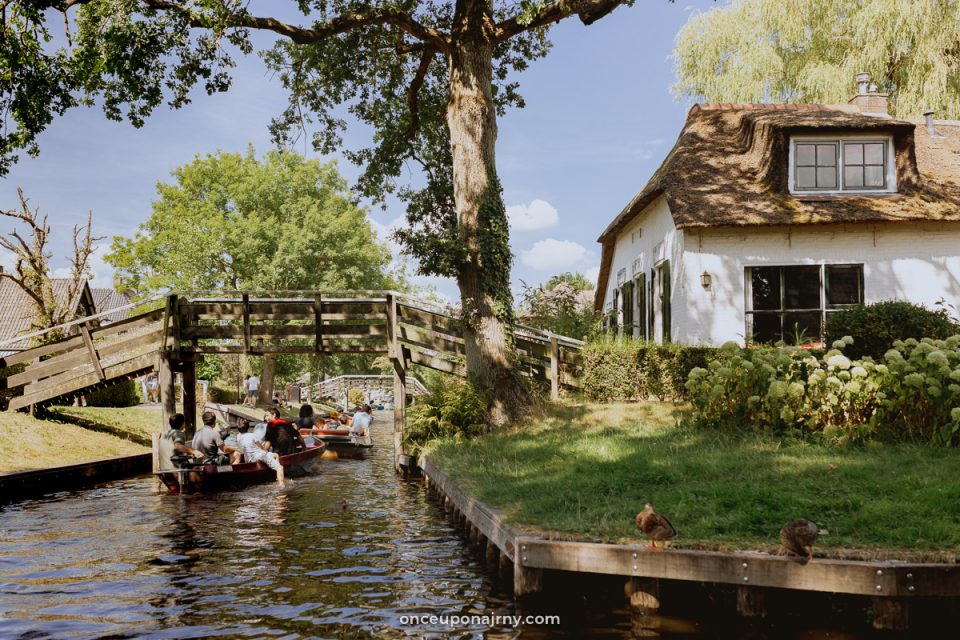 Giethoorn bootje huren: de beste info en tips! | Once Upon a Journey